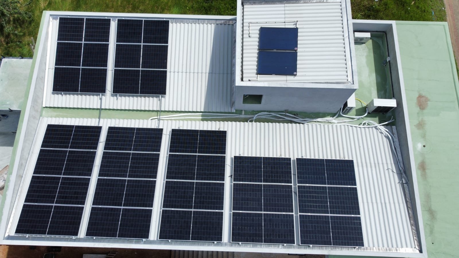 Sistema de energia solar instalado pela 84 Energia